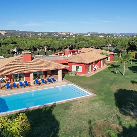 בית נופש Pinhal Luxa - Heated Pool, Sauna, Steamroom, Gym, Pool Table - Stunning On Golf Pinhal Velho, קווארטיירה