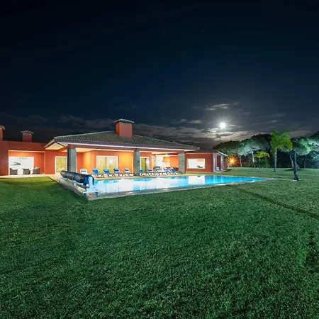 בית נופש Pinhal Luxa - Heated Pool, Sauna, Steamroom, Gym, Pool Table - Stunning On Golf Pinhal Velho, קווארטיירה