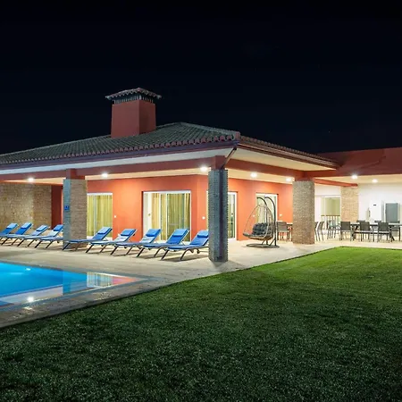 Сasa de vacaciones Pinhal Luxa - Heated Pool, Sauna, Steamroom, Gym, Pool Table - Stunning On Golf Pinhal Velho,