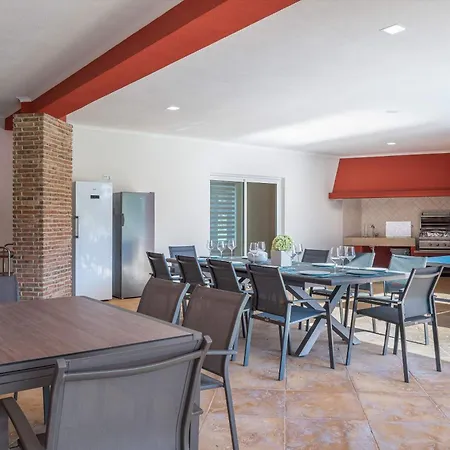 Pinhal Luxa - Heated Pool, Sauna, Steamroom, Gym, Pool Table - Stunning On Golf Pinhal Velho, קווארטיירה